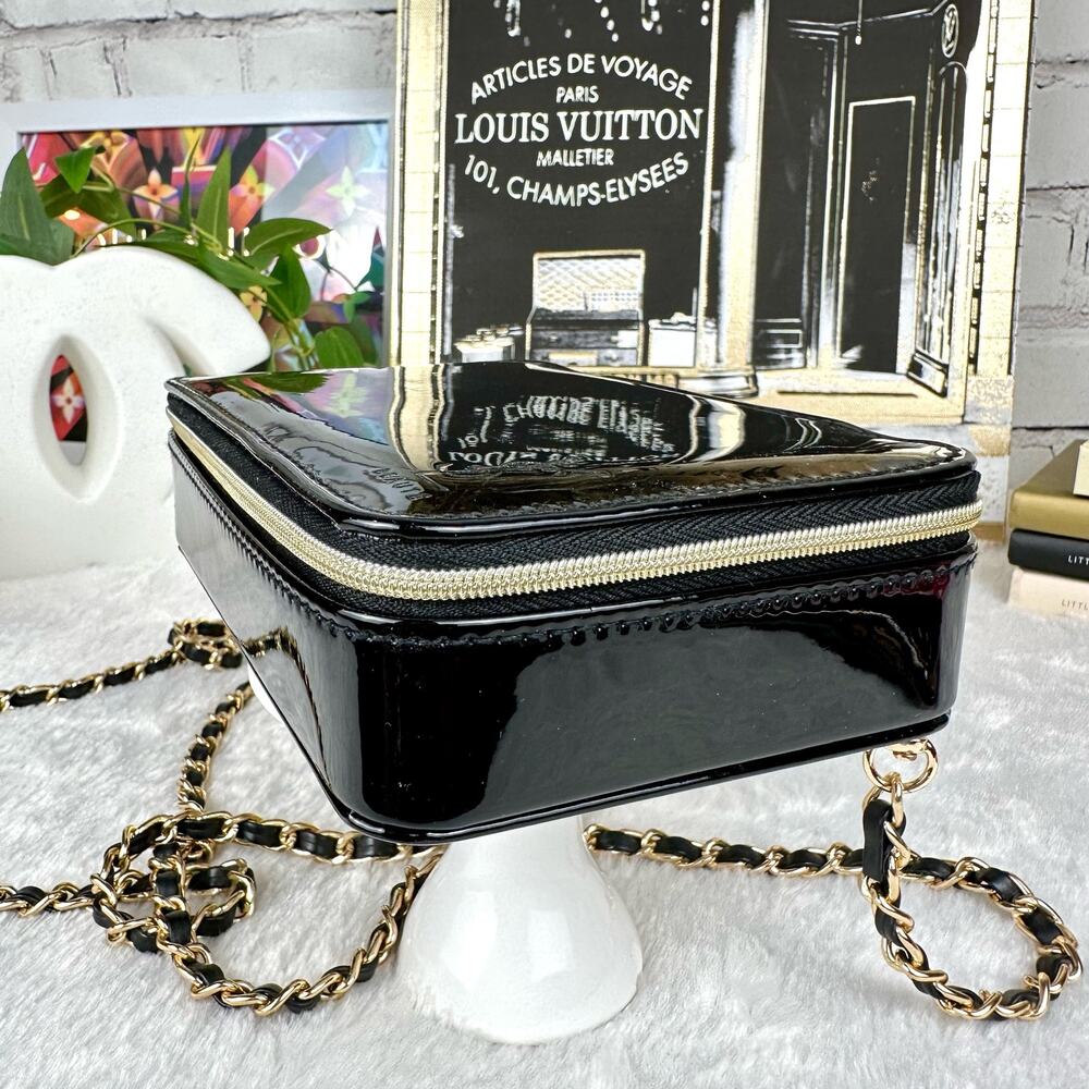 SOLD YSL Yves Saint Laurent Black patent faux leather beauty case crossbody b… - Picture 7 of 15